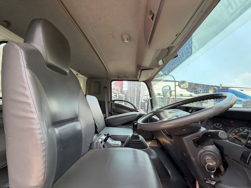 ขาย 10 ล้อหม้อปูนอีซูซุ 360 แรงปี59โม่7คิวโม่ยี่ห้อริแพ