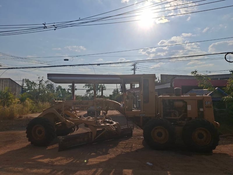 รถเกรด140G5MDสภาพรถพร้อมใช้งานเอกสารเล่มทะเบียน รถเกรด140G5MDสภาพรถพร้อมใช้งานเอกสารเล่มทะเบียน