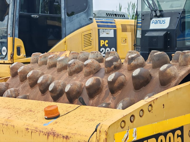 ​🚧 รถบดสั่นสะเทือน CAT CP76 ปี 2011 (NEW!)