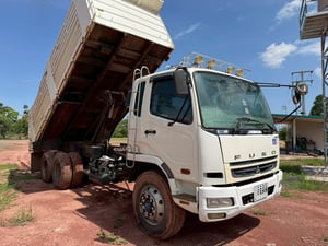 ขายรถ 10 ล้อดั้มพ์ FUSO 240 แรงม้า ปี 58