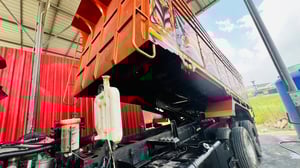 10ล้อดั้มอีซูซุ360ปี57มือเดียวป้ายแดงสภาพเดิมๆไมล์น้อย