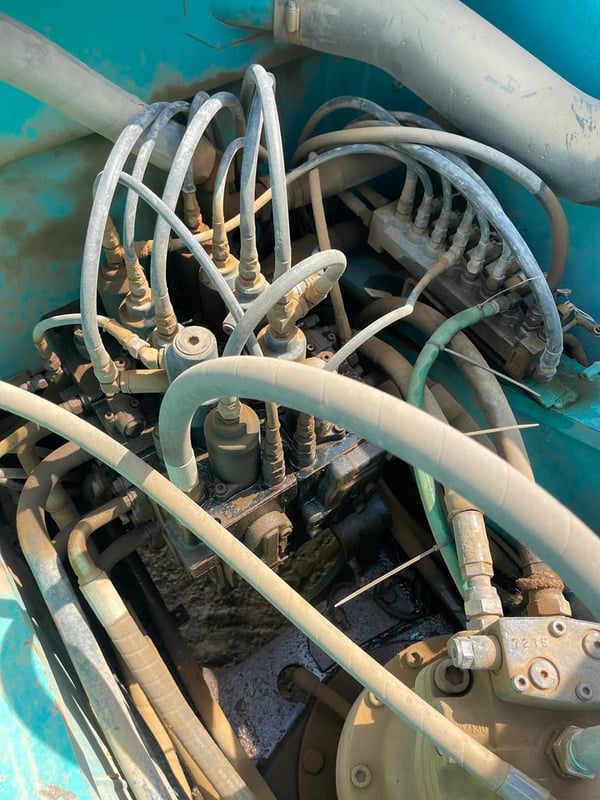 แมคโครkobelco200-8 สภาพพร้อมใช้งานเครื่องดีปั้มดีเอวแน่นแอร์เย็น