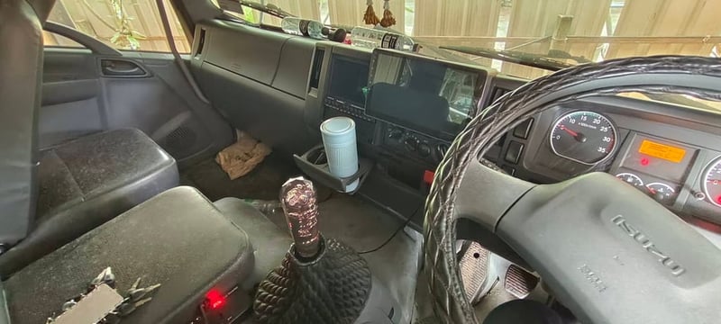 หกล้ออีซูซุFTR240ตู้ปีกนกไฮโดริคติดลิฟท้ายต่ออู่ซุ่นชัย หกล้ออีซูซุFTR240ตู้ปีกนกไฮโดริคติดลิฟท้ายต่ออู่ซุ่นชัย