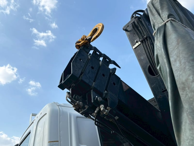 🏗️ 10 ล้อเครนพับ HINO VICTOR 260 แรง ปี 62 (HIAB 5 ตัน!)