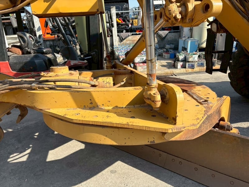 รถเกรดเดอร์ ยอดนิยม CAT 140H รหัส 2KZ อึด ถึก ทน มีเล่มทะเบียน