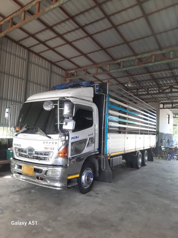 HINO FC 175แรงม้า รถบรรทุก 6ล้อ กระบะคอกสูง ปี2016 เลขไมล์น้อยกว่า 500,000 กม.