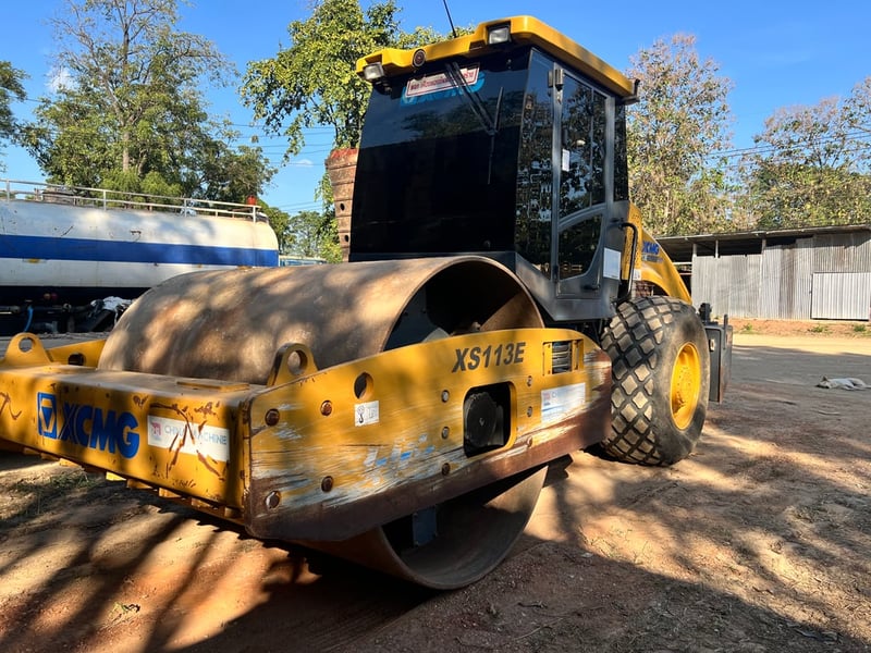 รถบดสั่นสะเทือนxcmg สองเพบา2เปลือก ชม.ทำงานน้อยมาก