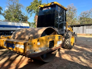 รถบดสั่นสะเทือนxcmg สองเพบา2เปลือก ชม.ทำงานน้อยมาก