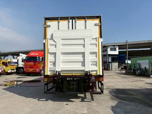 รถหกล้อฮีโน่วิคเตอร์ตู้เย็นทำความย็นตู้ไฟเบอร์เครื่องทพความเย็นเทอร์โมคิงส์