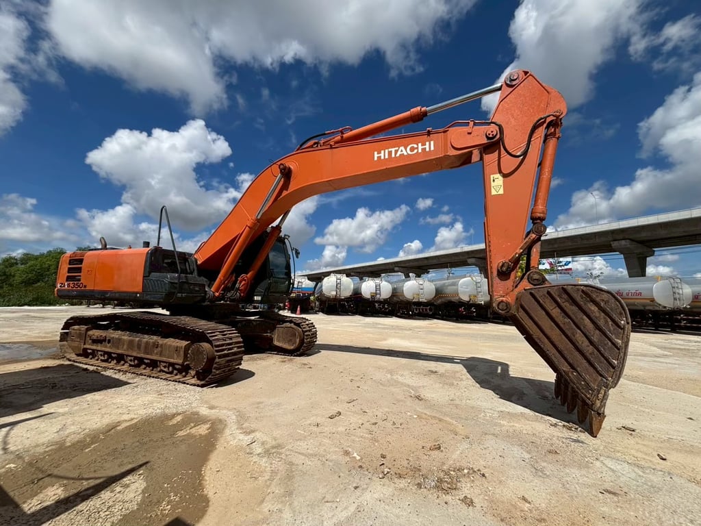 💥 แบคโฮ HITACHI ZX350H-5G (มีเล่มทะเบียน!) 💥 แบคโฮ HITACHI ZX350H-5G (มีเล่มทะเบียน!)