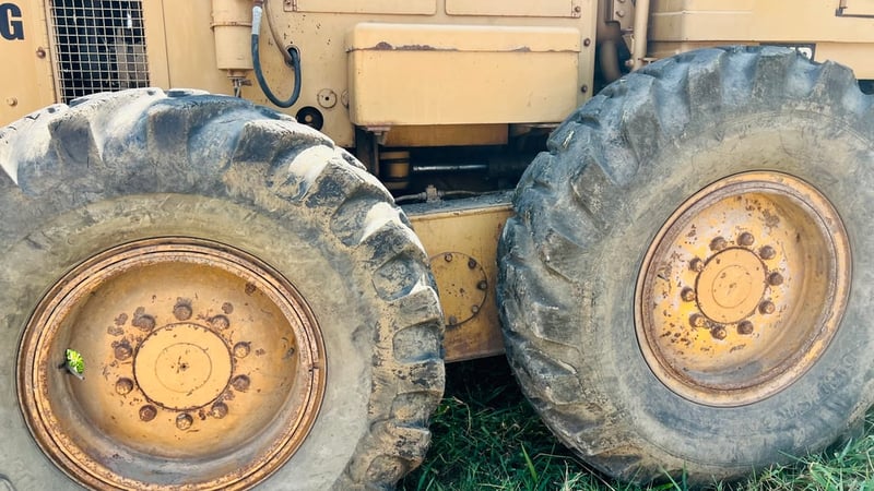 รถเกรดcat140G5MDเอกสารเล่มทะเบีบนรถสวยพร้อมใช้งานซีเรียล3700 รถเกรดcat140G5MDเอกสารเล่มทะเบีบนรถสวยพร้อมใช้งานซีเรียล3700