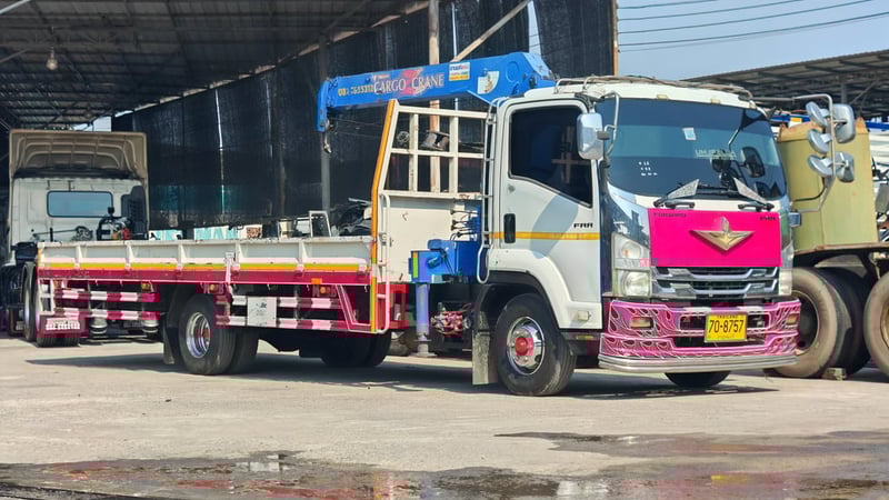 หกล้อเครน ISUZU FRR 210 ปี 60 สภาพสวย พร้อมใช้งานทันที! 🚛💨