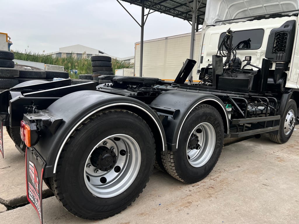 หัวลากฮีโน่344ปี58กะจกไฟฟ้าตัวสุดท้ายยางใหม่พร้อมใช้งาน หัวลากฮีโน่344ปี58กะจกไฟฟ้าตัวสุดท้ายยางใหม่พร้อมใช้งาน