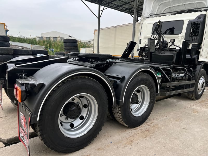 หัวลากฮีโน่344ปี58กะจกไฟฟ้าตัวสุดท้ายยางใหม่พร้อมใช้งาน หัวลากฮีโน่344ปี58กะจกไฟฟ้าตัวสุดท้ายยางใหม่พร้อมใช้งาน