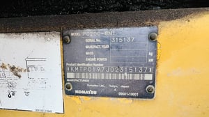 แมคโคร200-8n1โคมัสสึมีกล้องหลังสภาพเก่าเก็บ