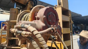  หกล้อเครนสว่าน MITSU CANTER 110 แรง 4WD 