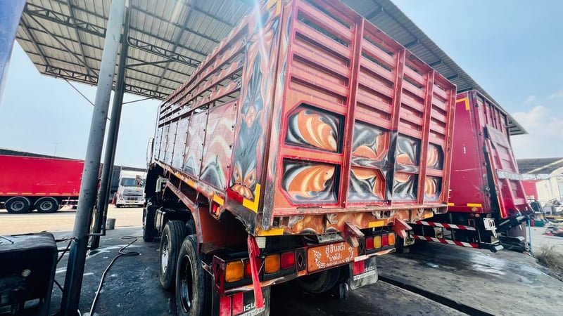 10ล้อดั้มอีซูซุ360ปี57มือเดียวป้ายแดงสภาพเดิมๆไมล์น้อย