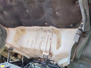 ISUZU NQR 175แรงม้า รถบรรทุก 6ล้อ กระบะเหล็กติดเครน ปี2014