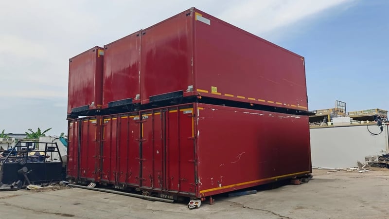 แห้ง 2 บาน ช.ทวี แข็งแรงทนทาน มีให้เลือกหลายใบ พร้อมใช้งานทันที! แห้ง 2 บาน ช.ทวี แข็งแรงทนทาน มีให้เลือกหลายใบ พร้อมใช้งานทันที!