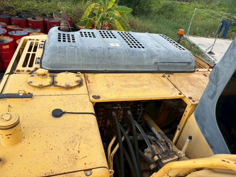 ​🚜 รถแบคโฮ KOMATSU PC200-7 (มีเล่มทะเบียน!) 