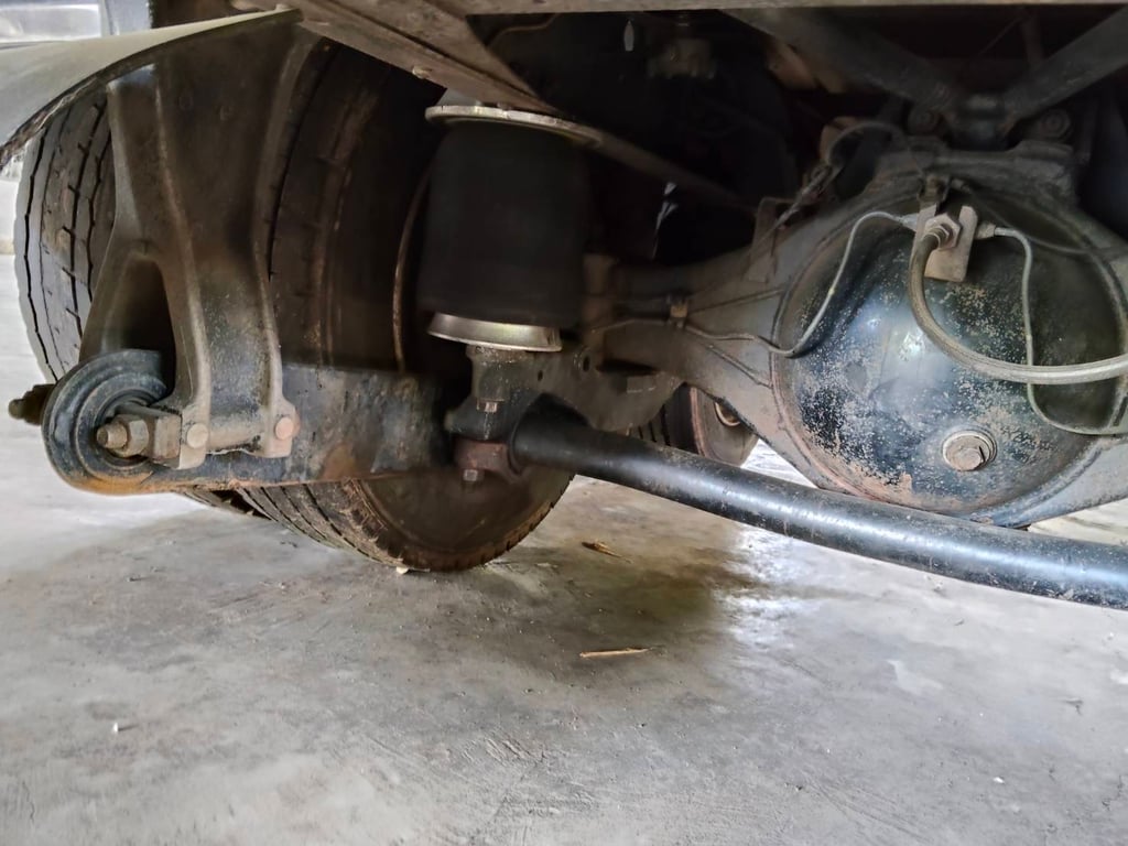 HINO FC 175แรงม้า รถบรรทุก 6ล้อ กระบะคอกสูง ปี2016 เลขไมล์น้อยกว่า 500,000 กม.