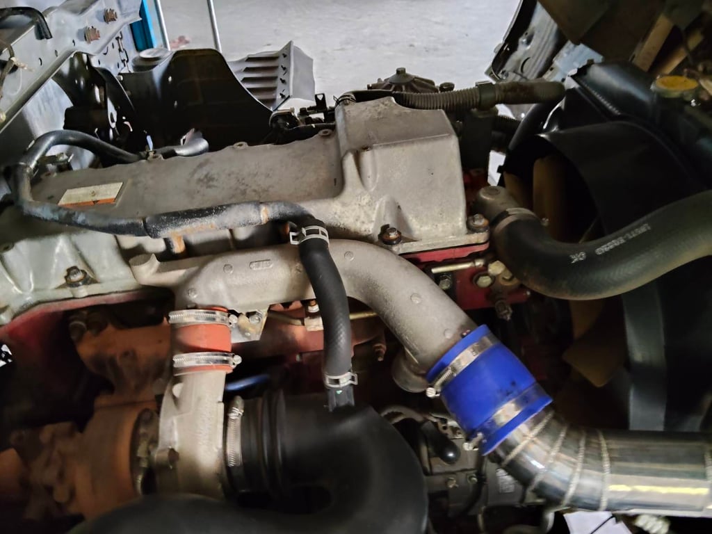 HINO FC 175แรงม้า รถบรรทุก 6ล้อ กระบะคอกสูง ปี2016 เลขไมล์น้อยกว่า 500,000 กม.