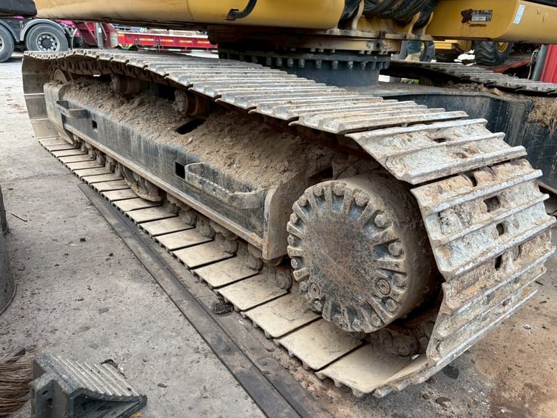 excavators 🚜 รถแบคโฮ CAT 320D-E (มีเล่มทะเบียน!) มีไลน์หัวเจาะ กล้องมองหลัง