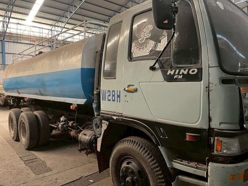 10ล้อน้ำสเปย์ฮีโน่2เพลาFM3H