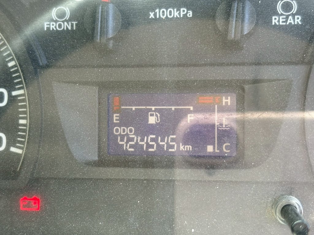 6ล้อเครนพับ 3 ตัน HINO VICTOR 240 แรง ปี62 6ล้อเครนพับ 3 ตัน HINO VICTOR 240 แรง ปี62