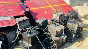 ลิฟท์ท้ายสภาพ 90% zepro ลิฟท์ท้าย 4 กระบอก