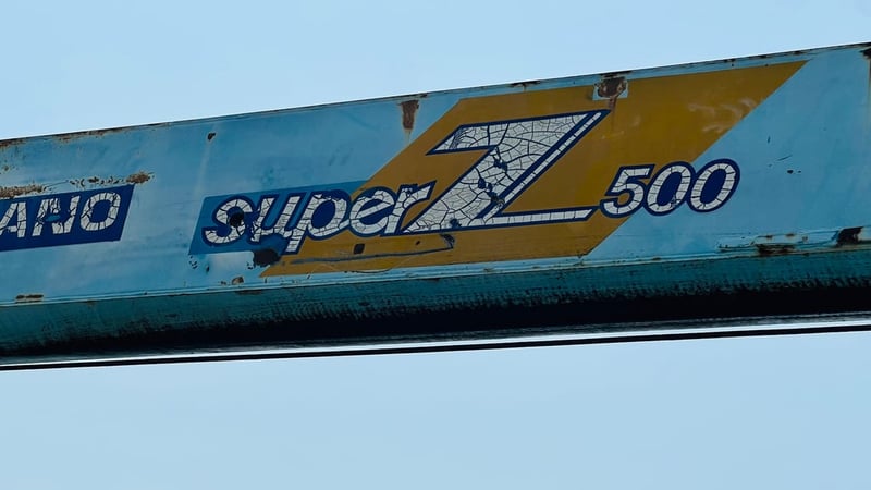 ขายหกล้อติดเครน3ปลอก2ชักทานาโน่ท้องv 5ตัน