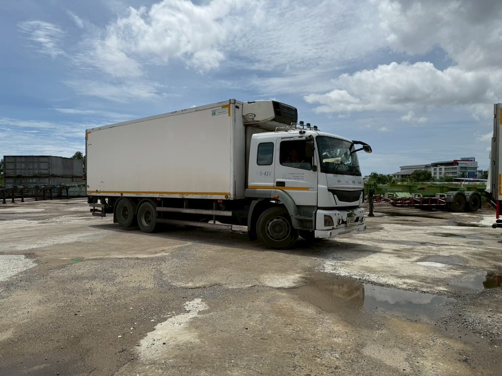 ✅✅✅ ถูกที่สุด สิบล้อตู้เย็น FUSO 331 แรง ปี61 ตู้ช.ทวี แอร์ CARRIER​