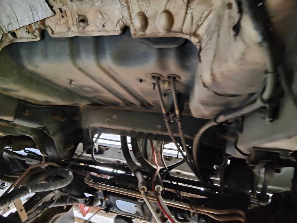 HINO FC 175แรงม้า รถบรรทุก 6ล้อ กระบะคอกสูง ปี2016 เลขไมล์น้อยกว่า 500,000 กม.