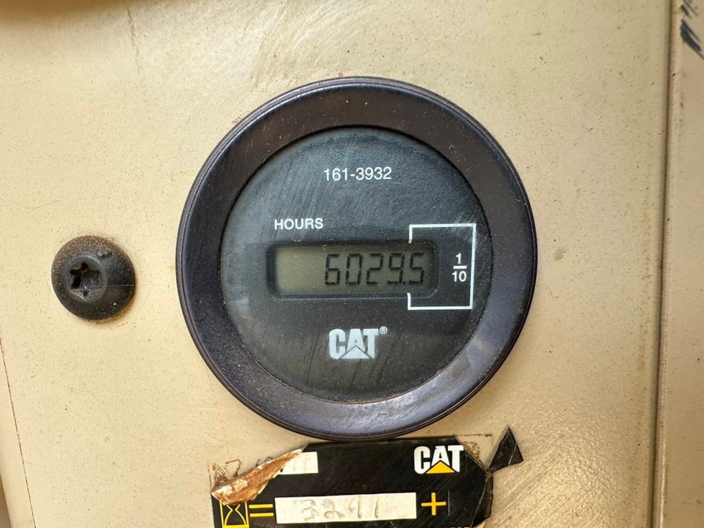 รถเกรดเดอร์cat140Hเอกสารเล่มทะเบียนซีเรียลสูง7000กว่า