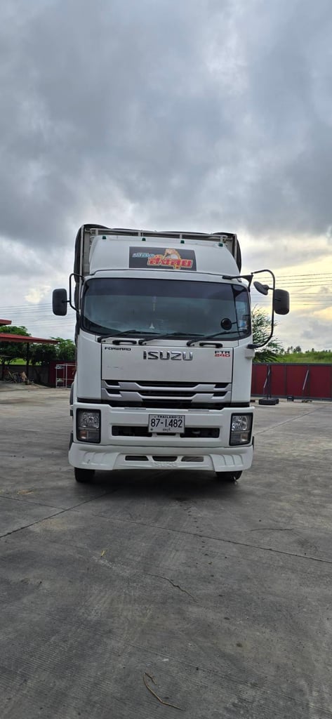 สิบล้อแปลงอีซูซุ240แรงปี65กะบะคอกสูง ลงเล่มพร้อม