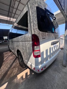 ขายรถตู้โตโยต้าคอมมูนิเตอร์