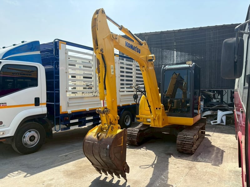 Komatsu PC 58-8 ปี 2018 สภาพพร้อมลุย! งานที่แคบพร้อมลุย