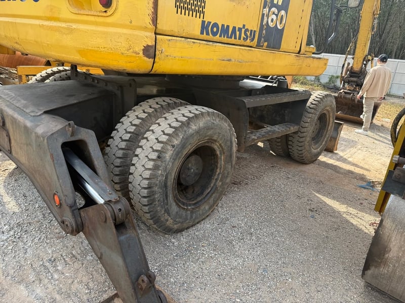 แมคโครล้อยาง โคมัตสุ 160-7EO