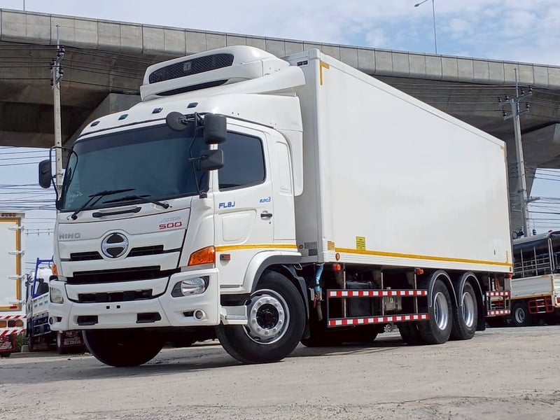 10ล้อตู้เย็น HINO VICTOR 240 แรงม้า ปี61