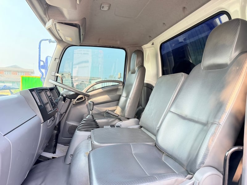 ISUZU FRR 210แรงม้า รถบรรทุก 6ล้อ กระบะคอกสูง ปี2022 ISUZU FRR 210แรงม้า รถบรรทุก 6ล้อ กระบะคอกสูง ปี2022