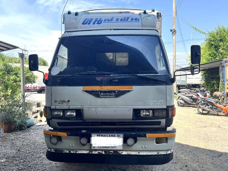 ISUZU FC2W 120 แรง ISUZU FC2W 120 แรง