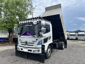 HINO FC 145แรงม้า รถบรรทุก 6ล้อ ดั้มพ์ ปี2004