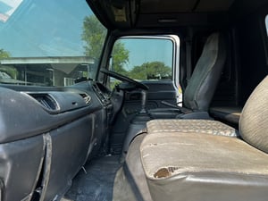 10ล้อตู้ เดก้า195