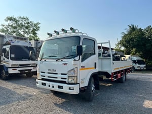 ISUZU NQR175 ปี57 