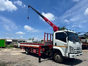 ISUZU FRR 210แรงม้า รถบรรทุก 6ล้อ กระบะเหล็กติดเครน ปี2016 ISUZU FRR 210แรงม้า รถบรรทุก 6ล้อ กระบะเหล็กติดเครน ปี2016