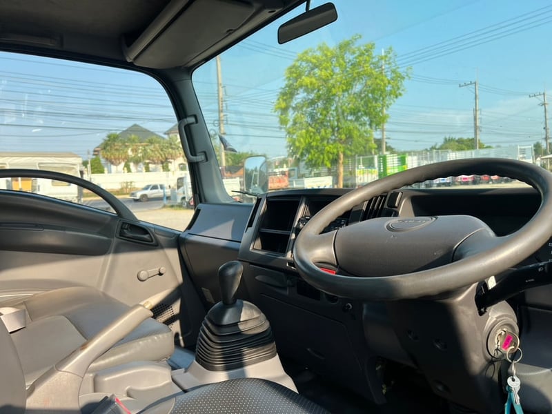 ISUZU NQR175 ปี57 