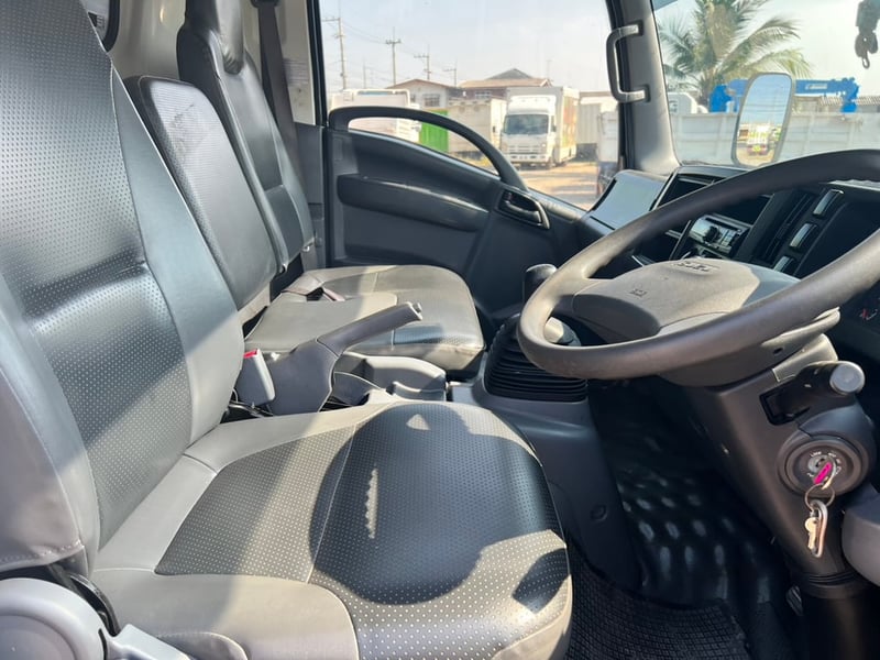 ISUZU NPR150 ปี63 