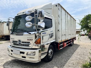 Hino mega 210 ปี62 ตู้ 10บาน 6.60เมตร Hino mega 210 ปี62 ตู้ 10บาน 6.60เมตร