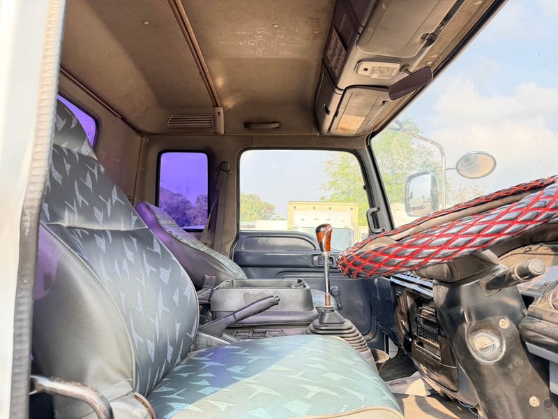 ISUZU DECA 200แรง ปี39