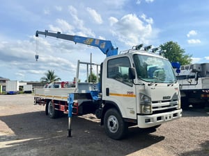 ISUZU NQR 175แรงม้า รถบรรทุก 6ล้อ กระบะเหล็กติดเครน ปี2014 ISUZU NQR 175แรงม้า รถบรรทุก 6ล้อ กระบะเหล็กติดเครน ปี2014